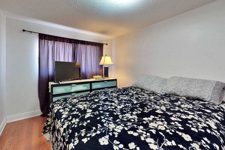 9 Andrea Rd- Ajax- Ontario L1S3V8, 3 Bedrooms Bedrooms, 6 Rooms Rooms,3 BathroomsBathrooms,Detached,Sale,Andrea,E4795078
