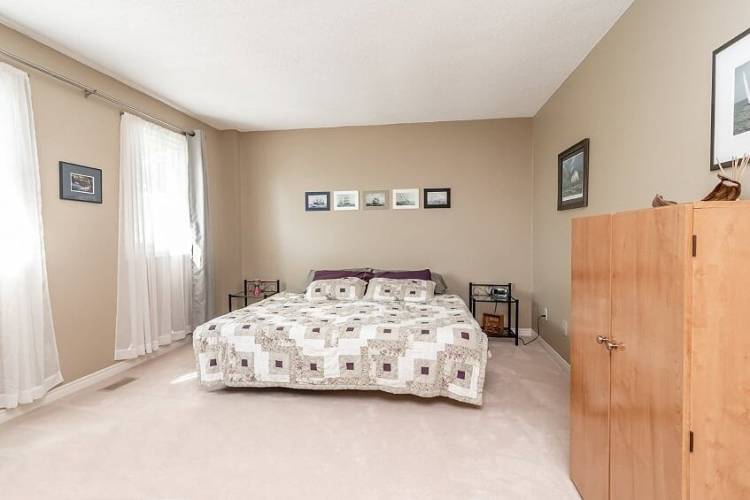 812 White Ash Dr- Whitby- Ontario L1N6V6, 3 Bedrooms Bedrooms, 7 Rooms Rooms,3 BathroomsBathrooms,Detached,Sale,White Ash,E4796859