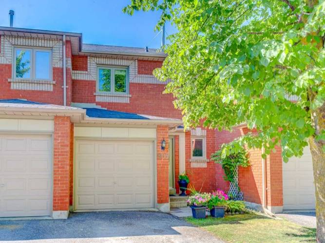 905 Caribou Valley Circ- Newmarket- Ontario L3X 1W9, 3 Bedrooms Bedrooms, 7 Rooms Rooms,2 BathroomsBathrooms,Condo Townhouse,Sale,Caribou Valley,N4804352