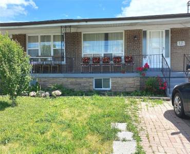 17 Daystrom Dr- Toronto- Ontario M9M2A8, 4 Bedrooms Bedrooms, 7 Rooms Rooms,3 BathroomsBathrooms,Semi-detached,Sale,Daystrom,W4806060