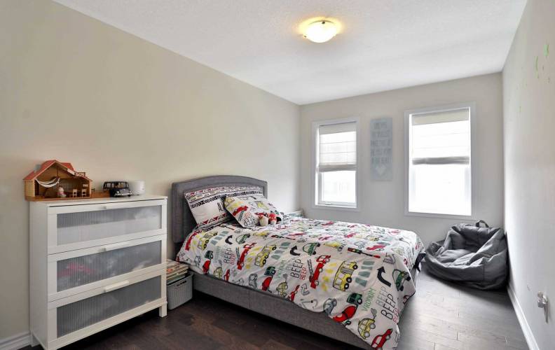 230 Avonsyde Blvd- Hamilton- Ontario L8B 1T9, 3 Bedrooms Bedrooms, 8 Rooms Rooms,3 BathroomsBathrooms,Att/row/twnhouse,Sale,Avonsyde,X4781332