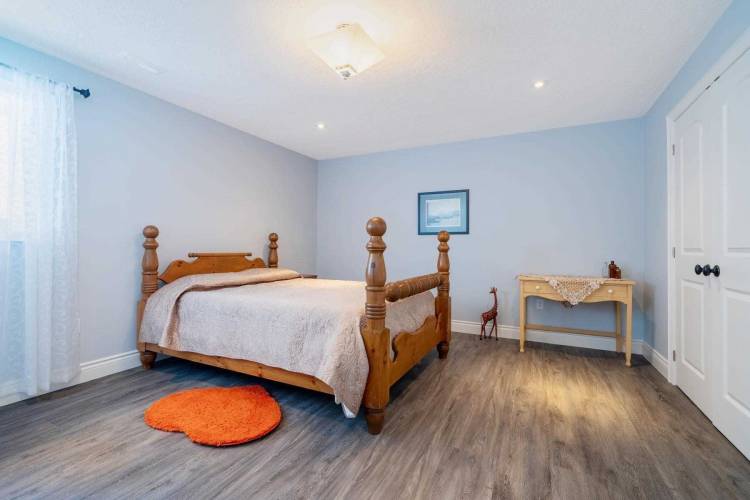 6680 Laird Rd- Puslinch- Ontario N1H 6J3, 4 Bedrooms Bedrooms, 7 Rooms Rooms,4 BathroomsBathrooms,Detached,Sale,Laird,X4807030
