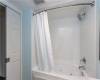 15 Albright Rd- Hamilton- Ontario L8K 5J2, 2 Bedrooms Bedrooms, 5 Rooms Rooms,1 BathroomBathrooms,Condo Apt,Sale,Albright,X4808870