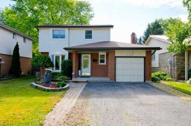 102 Muir Cres- Whitby- Ontario L1P1B6, 3 Bedrooms Bedrooms, 8 Rooms Rooms,2 BathroomsBathrooms,Detached,Sale,Muir,E4809522