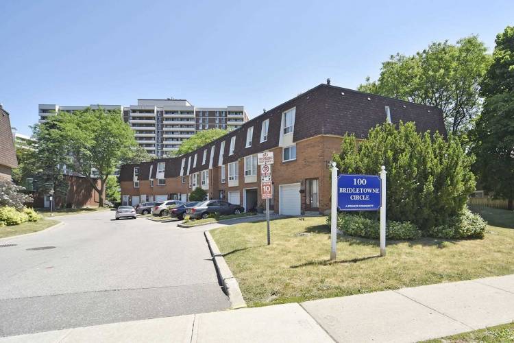 100 Bridletowne Circ- Toronto- Ontario M1W 2G8, 3 Bedrooms Bedrooms, 6 Rooms Rooms,3 BathroomsBathrooms,Condo Townhouse,Sale,Bridletowne,E4810417
