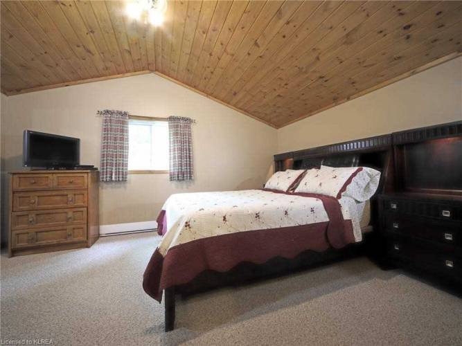 10 Cedar Nook Rd- Kawartha Lakes- Ontario K0M 1K0, 3 Bedrooms Bedrooms, 2 Rooms Rooms,2 BathroomsBathrooms,Detached,Sale,Cedar Nook,X4811223