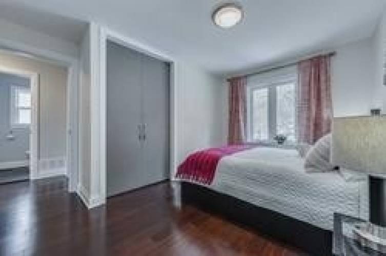 80 Edinborough Crt- Toronto- Ontario M6N2E8, 3 Bedrooms Bedrooms, 6 Rooms Rooms,2 BathroomsBathrooms,Upper Level,Lease,Edinborough,W4813086